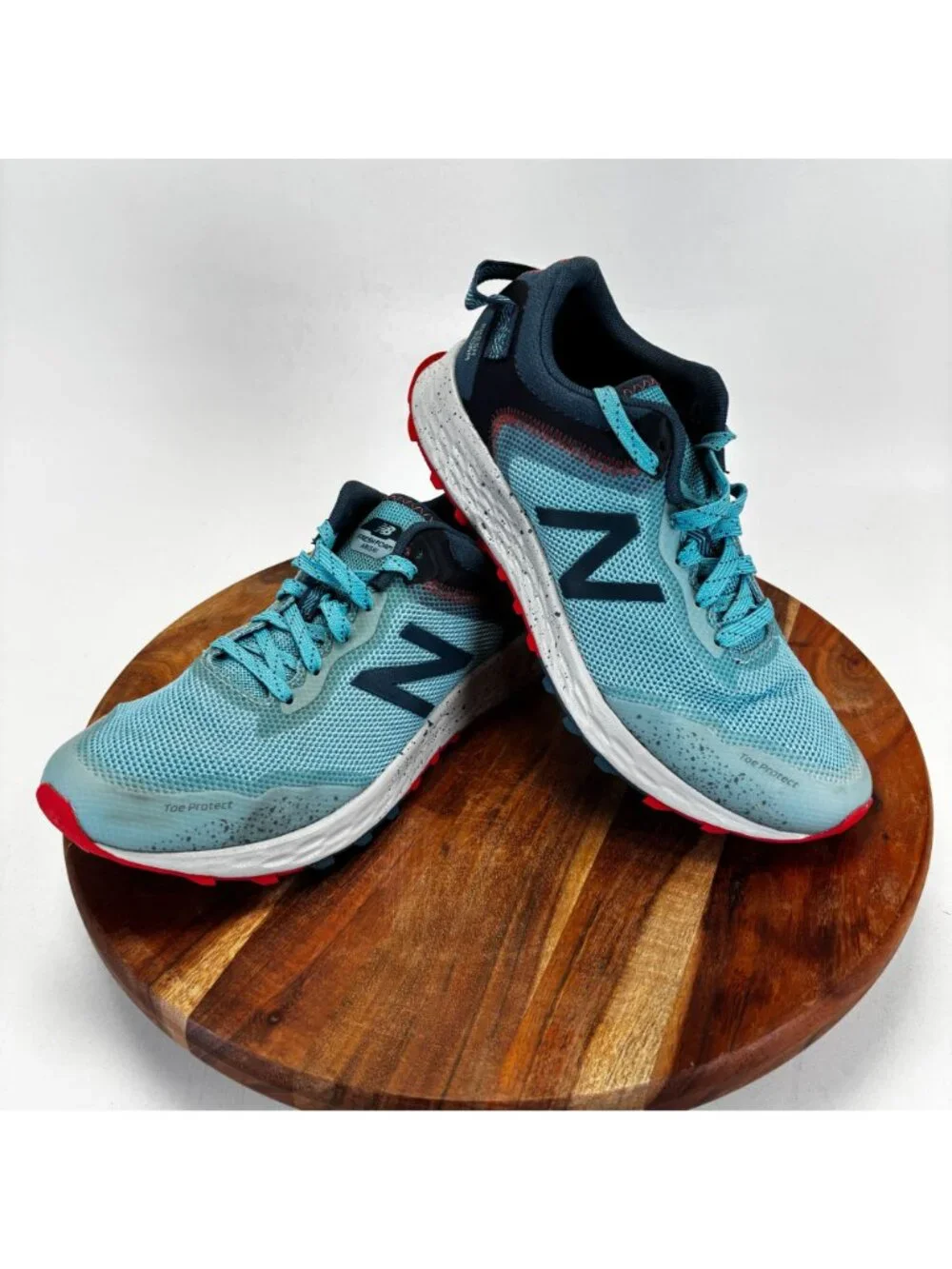 New Balance Fresh Foam Arishi Shoes Womens Size 9.5 Blue Trail Running Sneakers